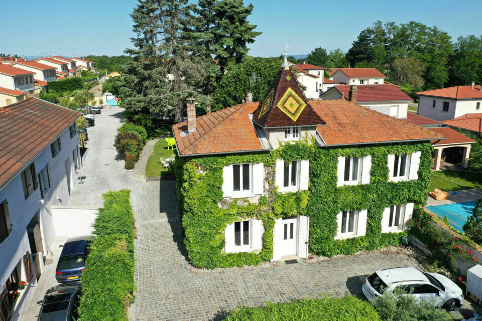ABC Salles – DR - Avec son vaste jardin de 500 m² et ses espaces ludiques, Work And Play offre un terrain idéal pour réunir collaborateurs et familles dans une ambiance détendue .