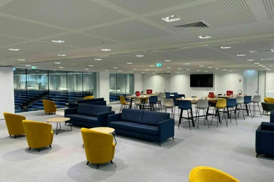 ABC Salles - DR - Dans l’antre du meilleur club français de tennis de table, le Hennebont Ping Center offre un cadre modulable, moderne et insolite pour vos séminaires et événements professionnels dans le Morbihan.