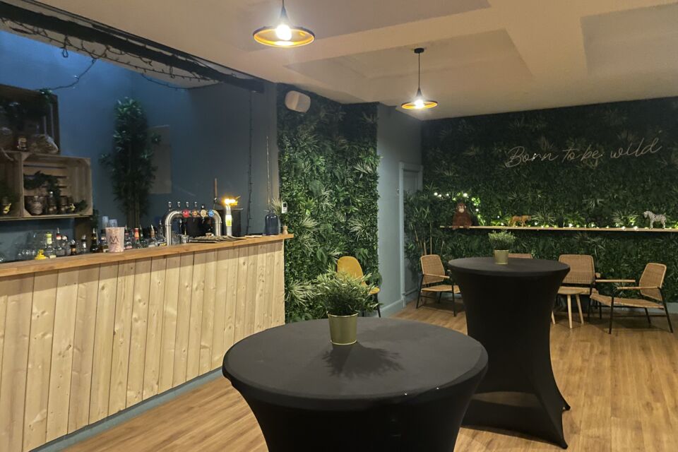 ABC Salles - DR -  Salle de spectacle  moderne et conviviale, Le Troyes Fois Plus est un établissement de choix pour organiser des événements privés ou professionnels en plein cœur de la ville dans un cadre décontracté.  