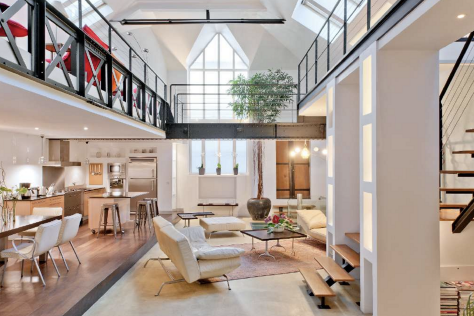 ABC Salles - DR - Loft Opaline, au cœur du 1er arrondissement, conjugue charme industriel et lumière créative pour offrir à vos équipes un cadre parisien unique, inspirant et convivial. 