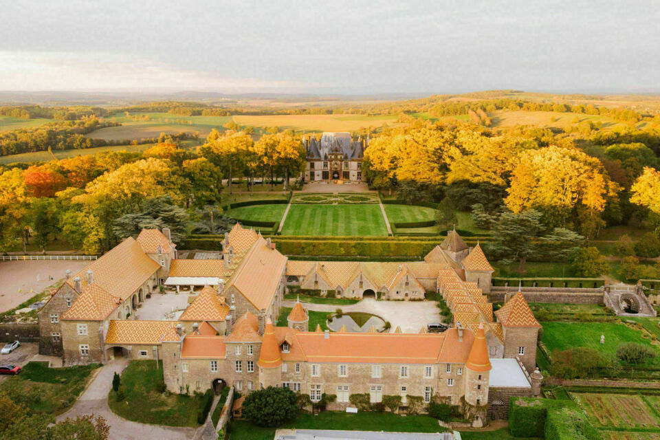 ABC Salles – DR - Le Domaine de Bournel, entouré de nature et dominé par ses châteaux historiques, accueille vos mariages et réceptions élégantes dans un cadre prestigieux entre patrimoine et art de vivre.