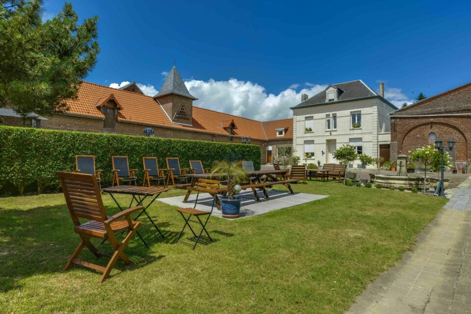 ABC Salles – DR - La Ferme de Montecouvez, un écrin naturel et authentique dans la Vallée du Haut Escaut, où charme rustique et hébergements sur place créent le cadre idéal pour un événement raffiné et intime.