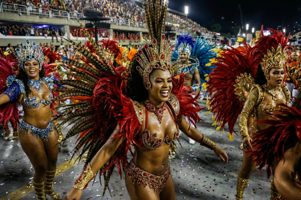 Gemini – Photo d’illustration - Plus qu’un simple défilé, le Carnaval de Rio est une onde de choc sensorielle où l’artisanat d'art et l’ingénierie du spectacle s’unissent pour faire vibrer la planète entière à l’unisson.