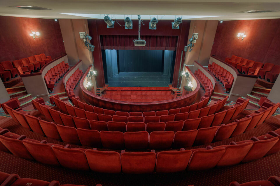ABC Salles - DR - Avec son charme historique et son élégante salle à l’italienne, le Théâtre Saint-Georges offre un écrin prestigieux pour un concert de bienfaisance, favorisant une expérience artistique et solidaire mémorable.