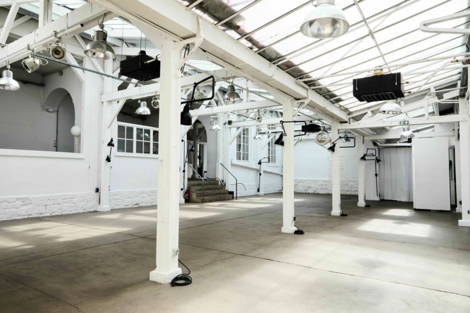 DR - ABC Salles - Photo d'illustration - QG Quartier Général, au cœur du 11ᵉ, est l’adresse parisienne idéale pour vos soirées d’entreprise : un lieu atypique, festif et modulable, parfait pour un format Food Market convivial.