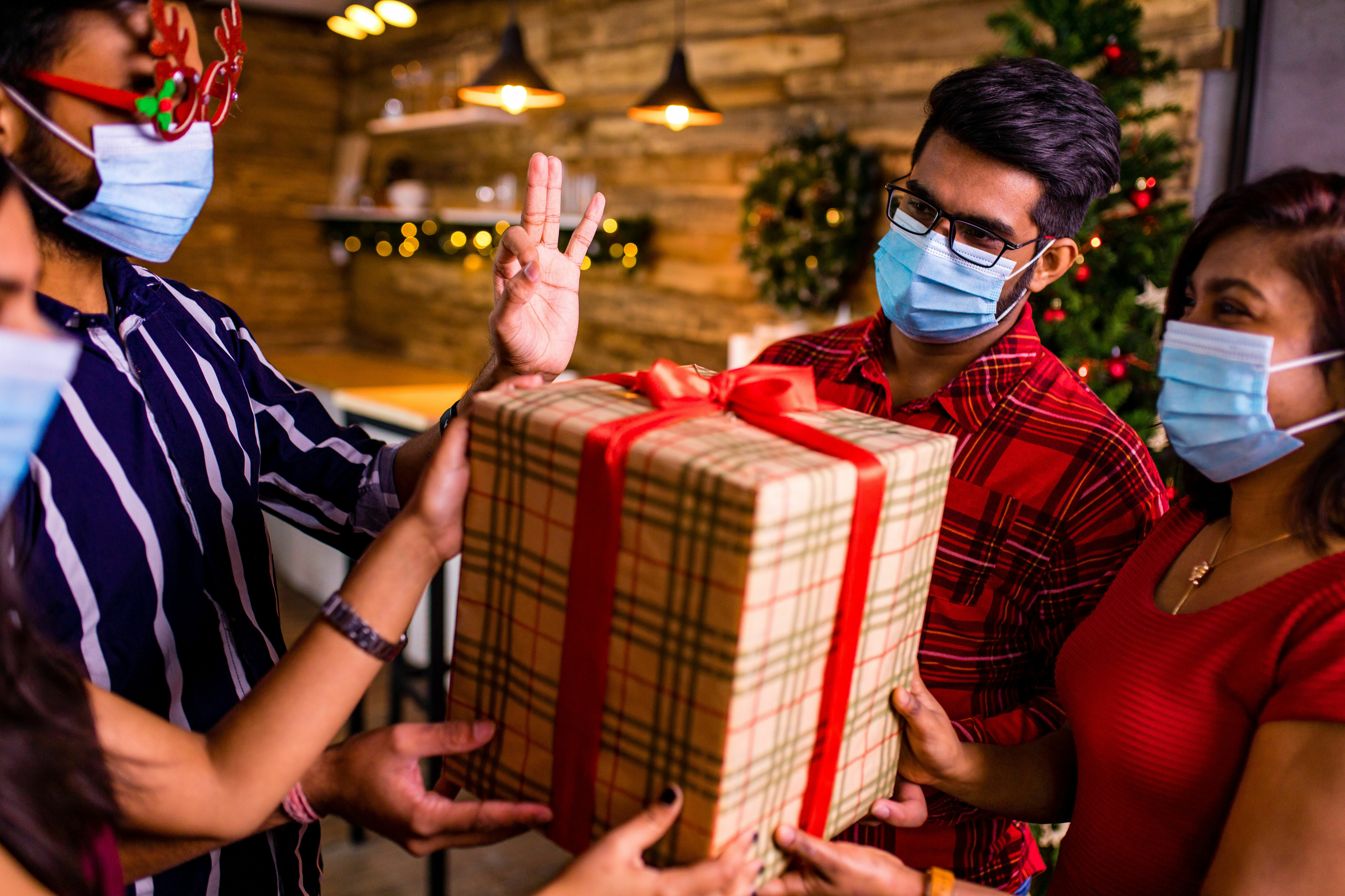 Adobe Stock - Photo d'illustration - S'offrir de cadeaux en pleine crise sanitaire, c'est possible.
