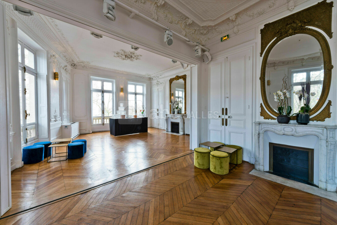 Moma Group