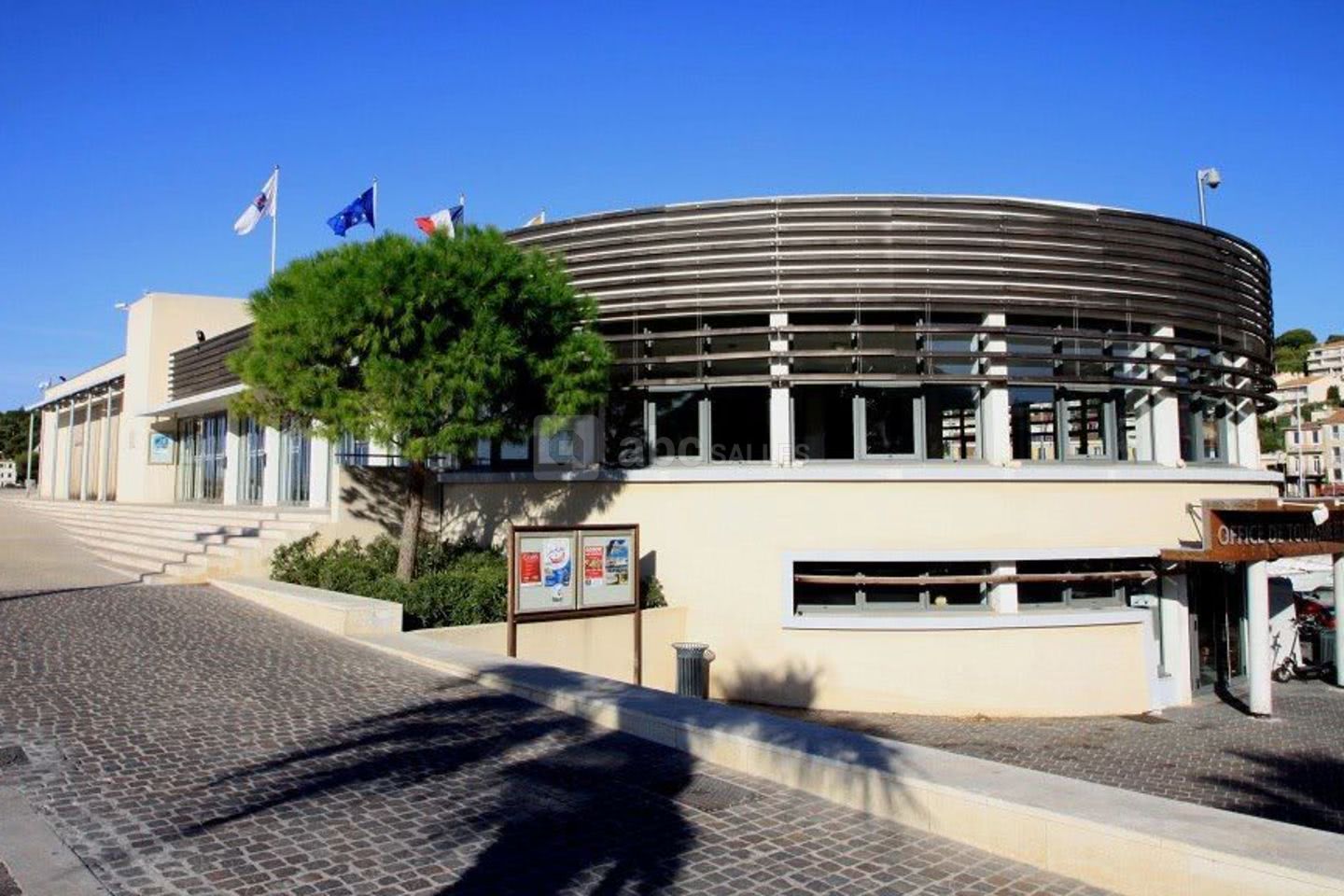 Oustau Calendal - Centre de Congrès Cassis
