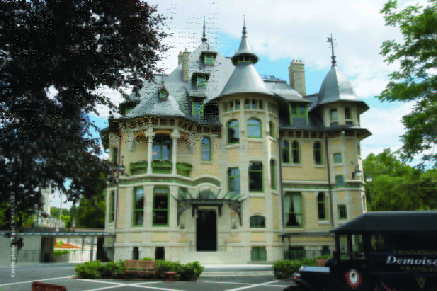 Villa Demoiselle
