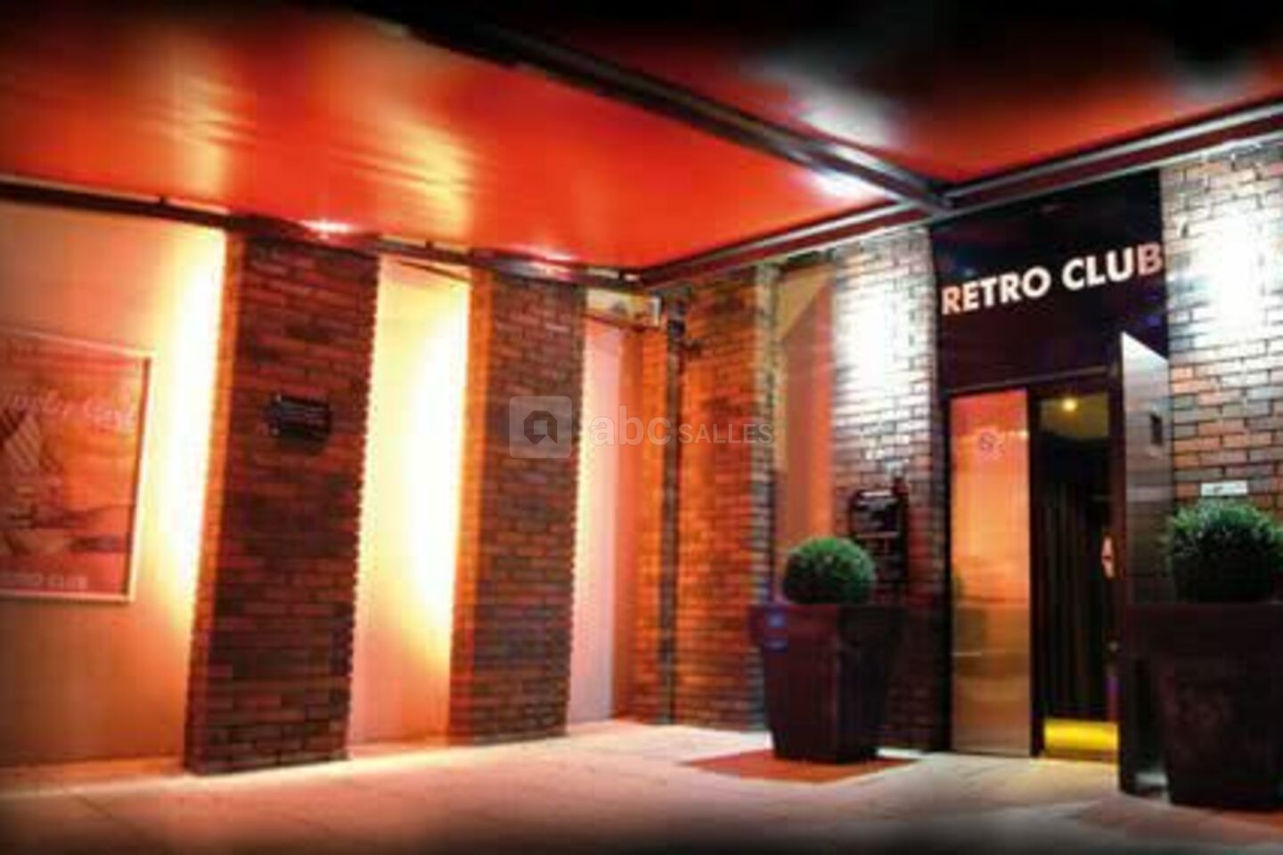 Retro Club