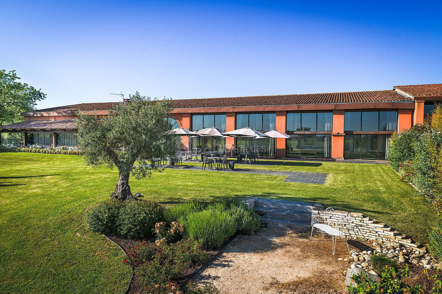 Le Domaine Estolosa