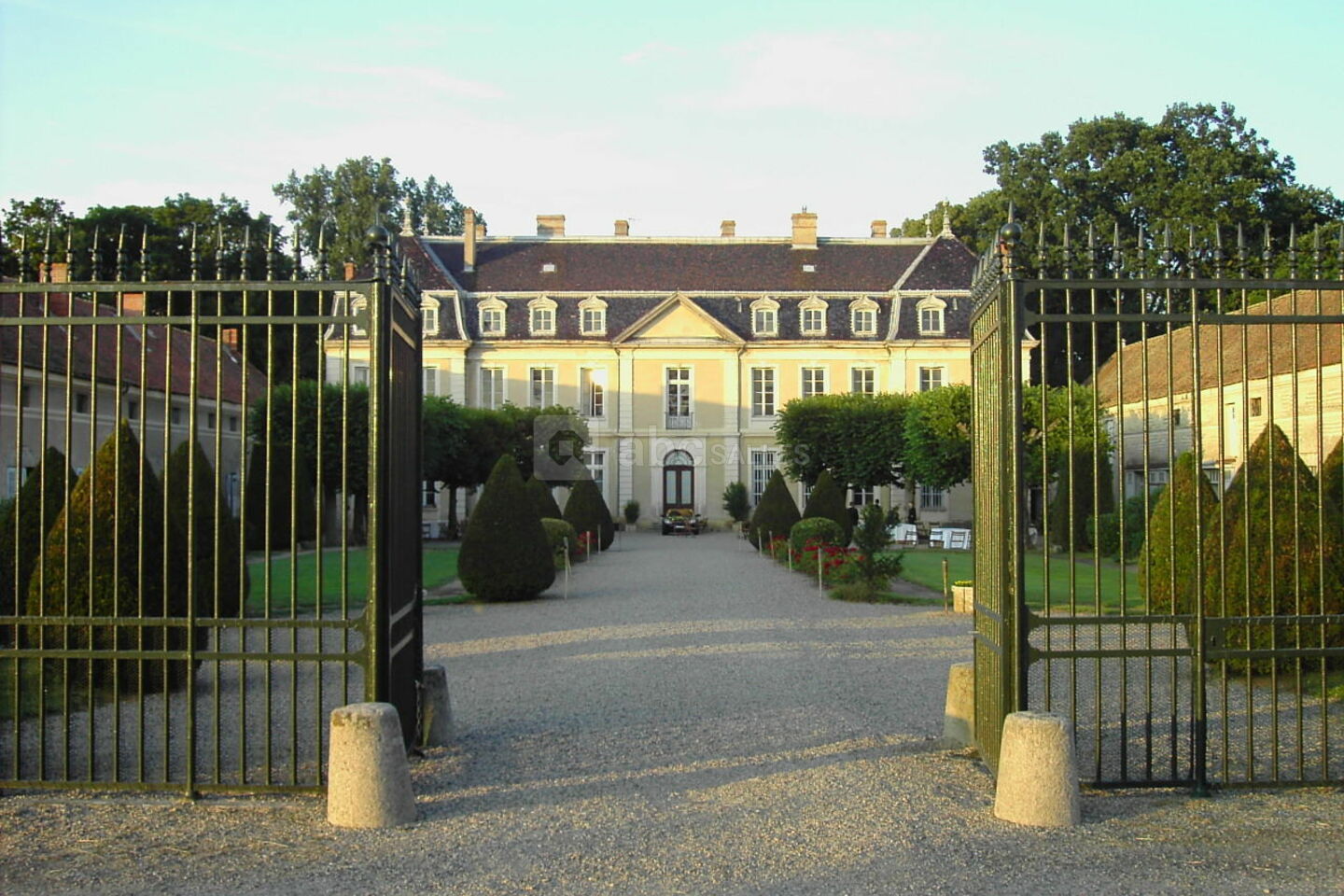 Château de MagneuxHauteRive ABC Salles