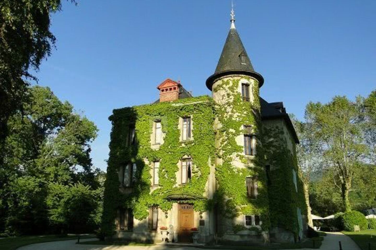 Château de la Tour du Puits