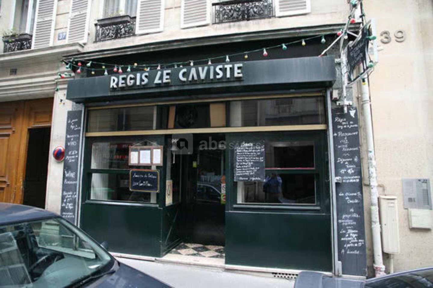 Regis le Caviste