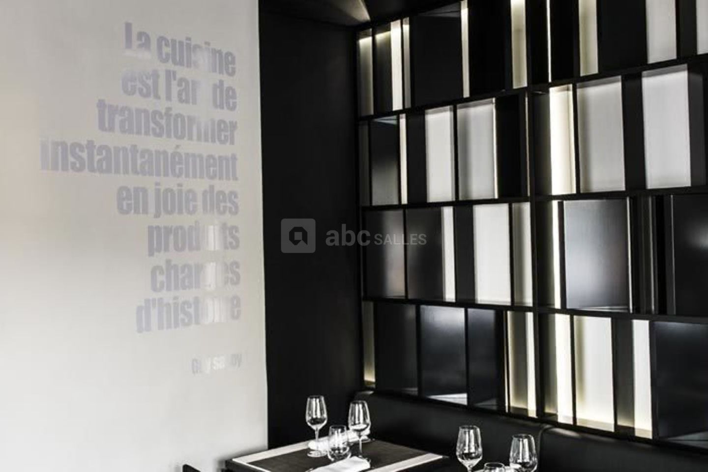 Les Bouquinistes