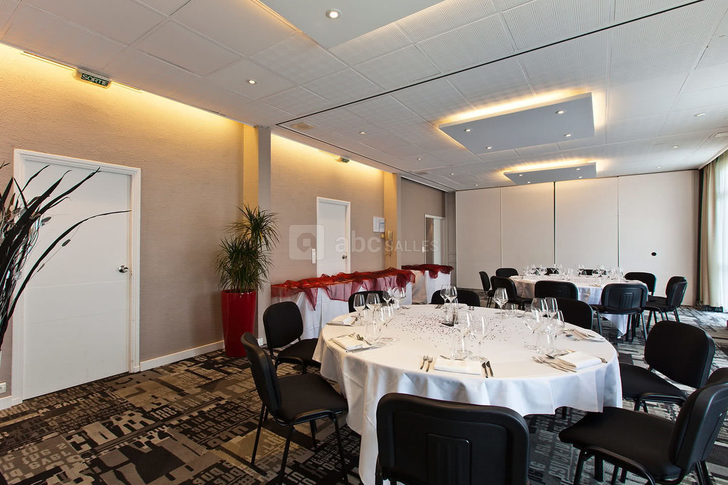 Golden Tulip Troyes