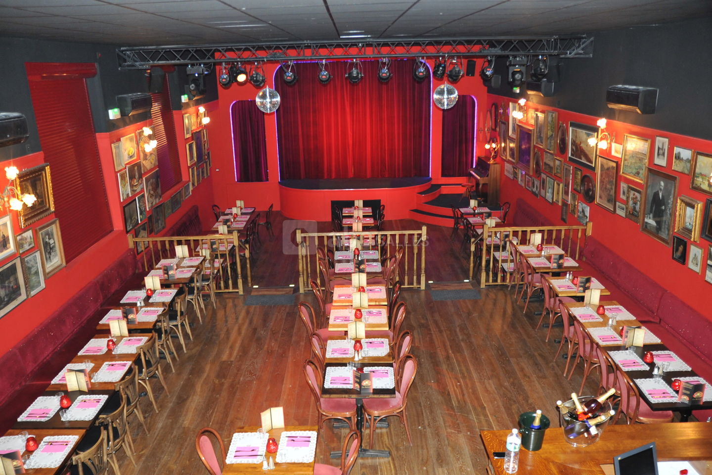 Estaminet Cabaret Spectacle le Canon d'Or