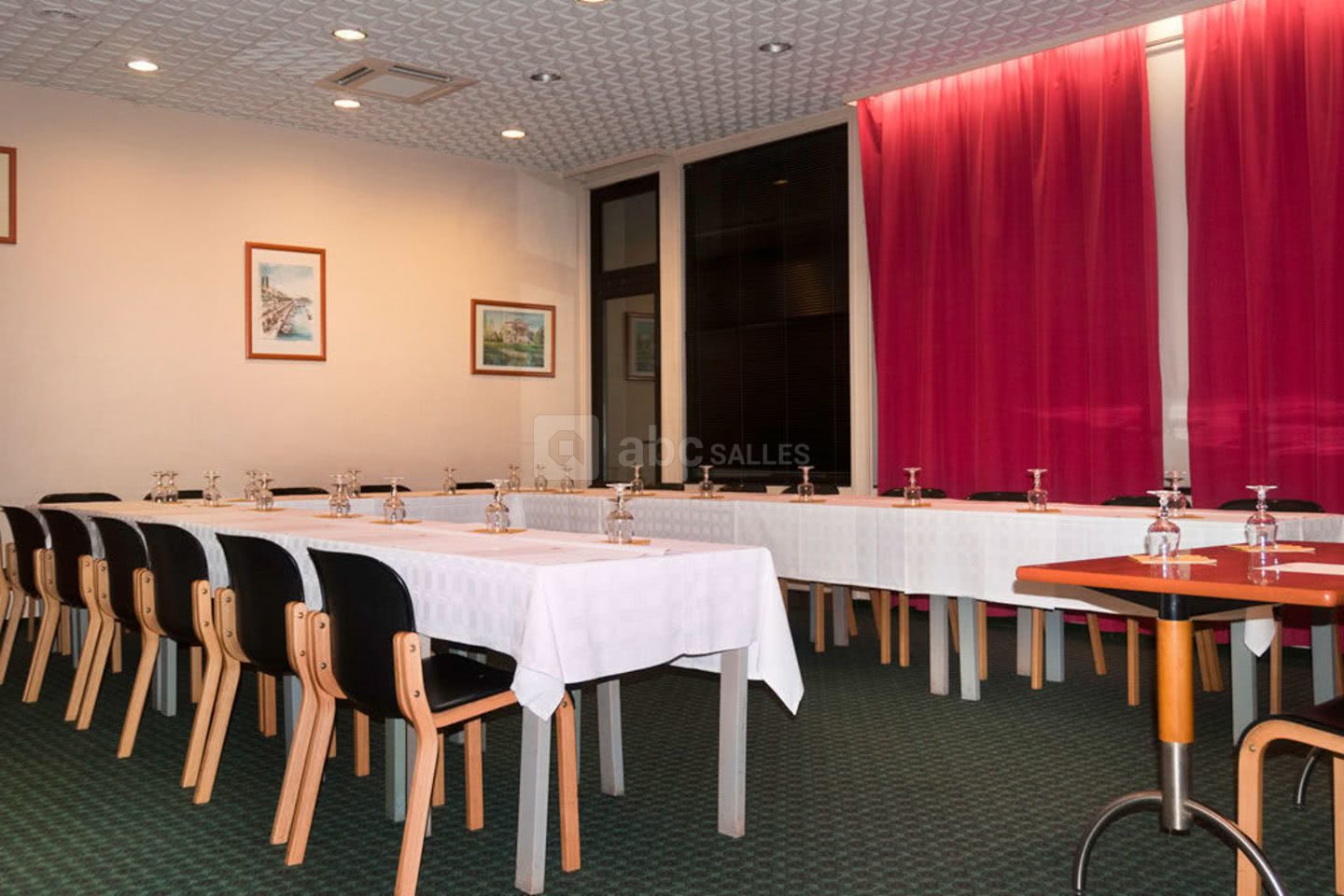 Ibis le Puy en Velay Centre