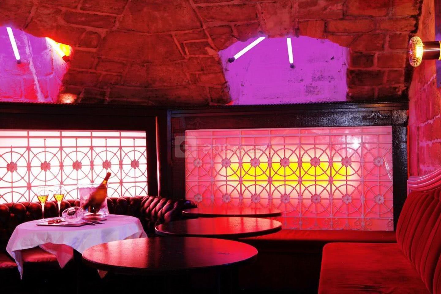 Les Caves Parisiennes
