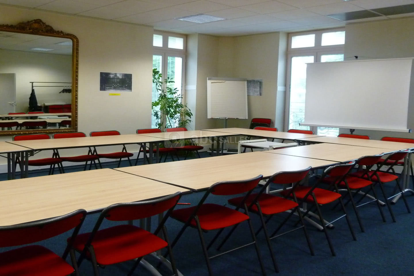 Espace Mathilde Girault