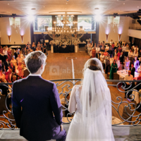 Mariage au balcon de la salle Escoffier ! Donnez de la hauteur à votre réception...