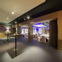 Salon Limoges, réunion professionnelle ou en location privée avec repas inclus.