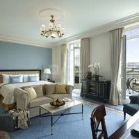 Premier room