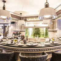 Restaurant Bar A Huitres Place des Vosges