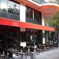 Terrasse rue de la reynie
