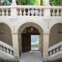 Cour intérieur et son escalier à double volées