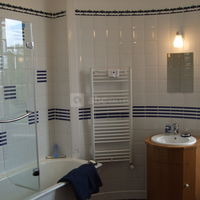 Salle de bains dans la tour