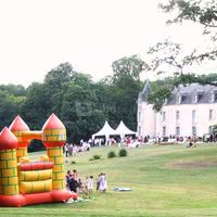 Mariage de 350 personnes au château de la ville-huë