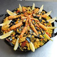 Paella Royale cuisson au feu de bois