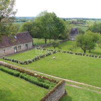 Cour depuis le manoir