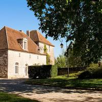 Bâtiment blanche de castille