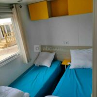 Une chambre  2 lits simples
