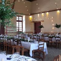 Dans les écuries, salle du grand manège