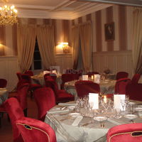 Dans la salle de restaurant