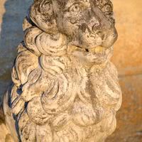Statue