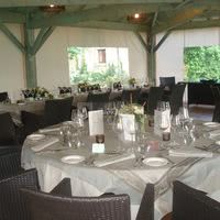 Diner de gala sous la terrasse
