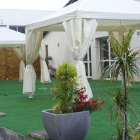 La terrasse, les tonnelles