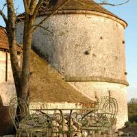 Ferme de la haute maison - sa tour de guet du 14ème siècle (détail)