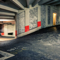 Parking privé (garage) avec voiturier