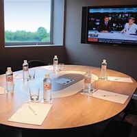 Only Suites Roissy Cdg Airport