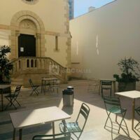 Parvis