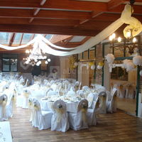Mariage blanc et or