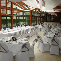 Mariage gris et blanc