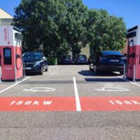 Borne de recharge voitures électriques