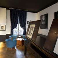 Studio Harcourt Paris