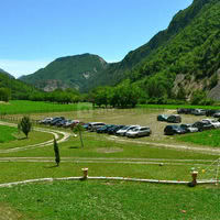 150 places de parking